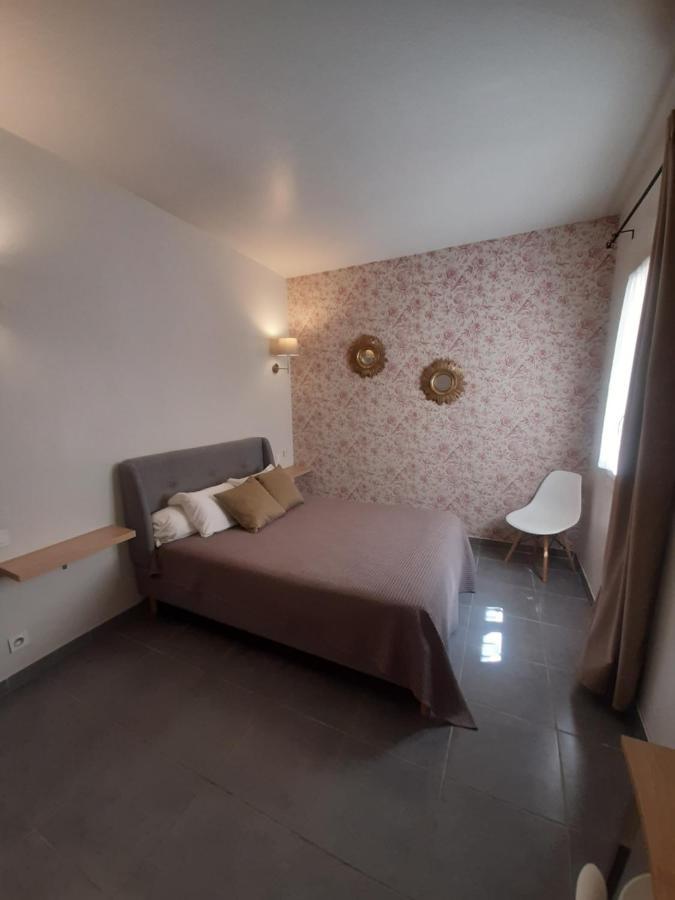Hotel Saint Florent Orange  Exteriér fotografie